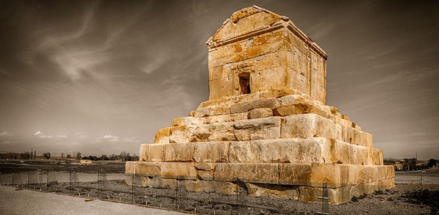 pasargadae cyrus tomb