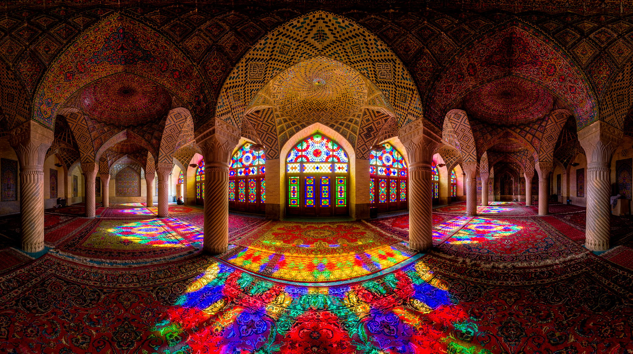 Nasir ol molk Mosque